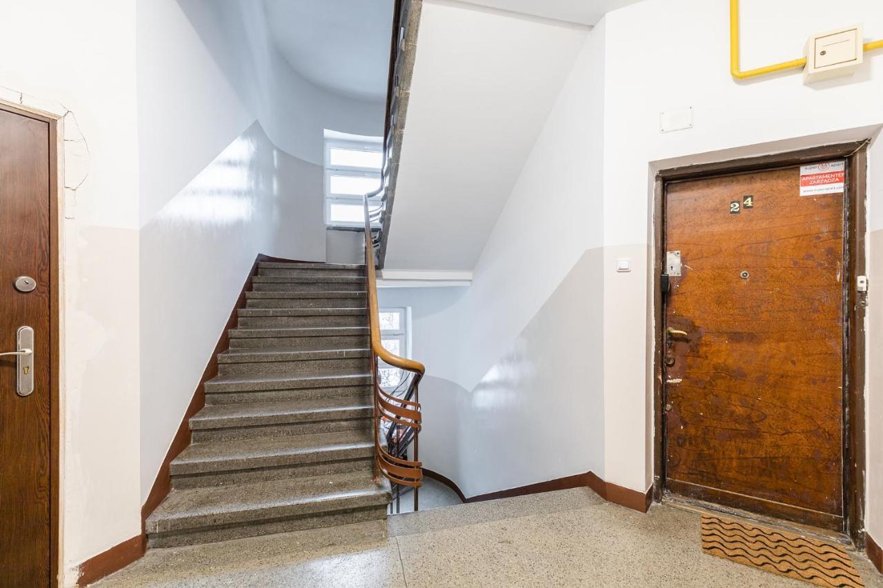 דירות ורשה Superapart Tarchominska Apt 24 מראה חיצוני תמונה
